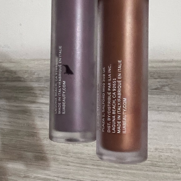 Ilia Liquid Powder Eye Tint - Set of 2 burnt and aster - Picture 5 of 12